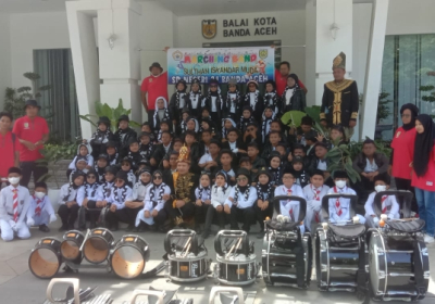Drum band SDN 24 Banda Aceh